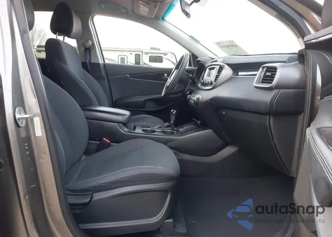 2016 Kia Sorento 2.4L L z USA, uszkodzony, nr VIN 5XYPG4A36GG028108